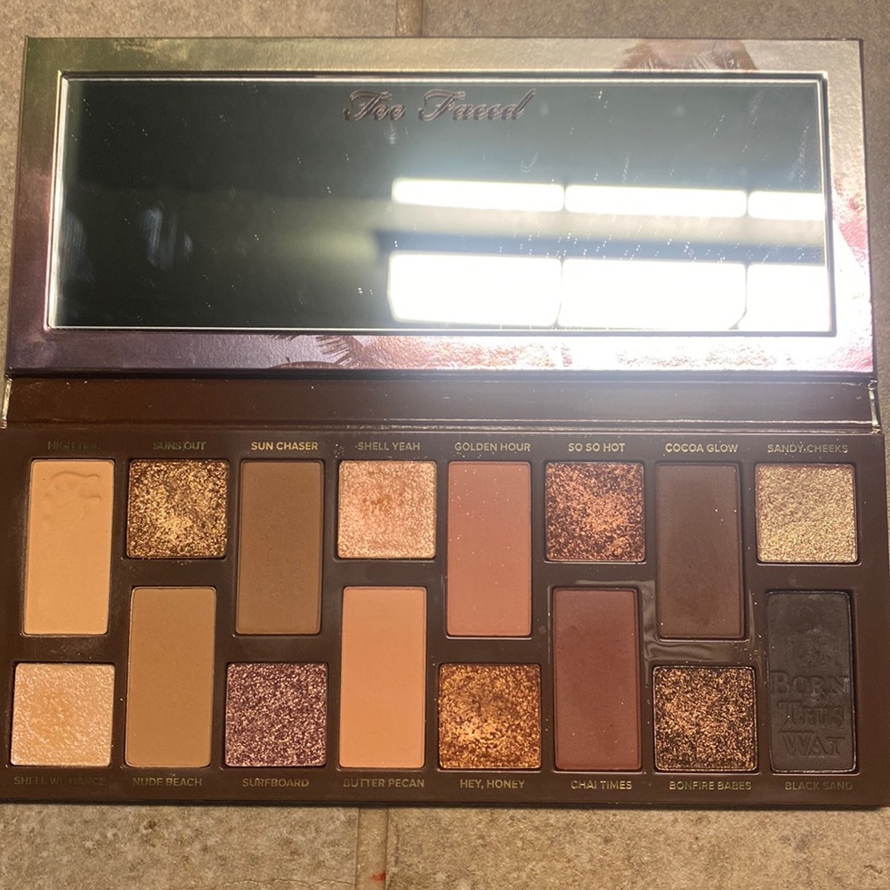 Too faced Born This Way Sunset Stripped eyeshadow palette